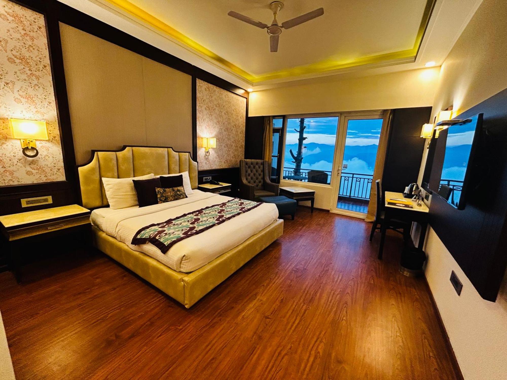 Grand View Hotel Dalhousie Buitenkant foto