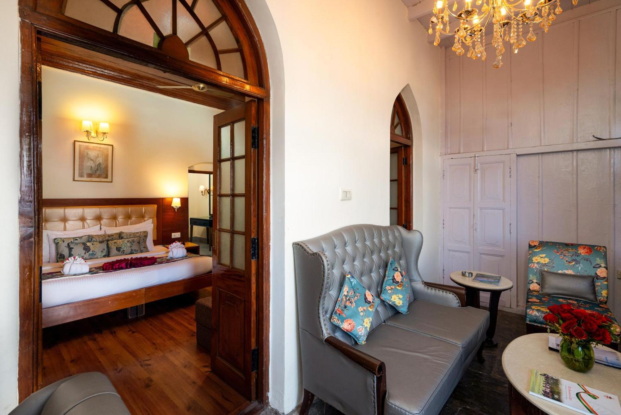 Grand View Hotel Dalhousie Buitenkant foto