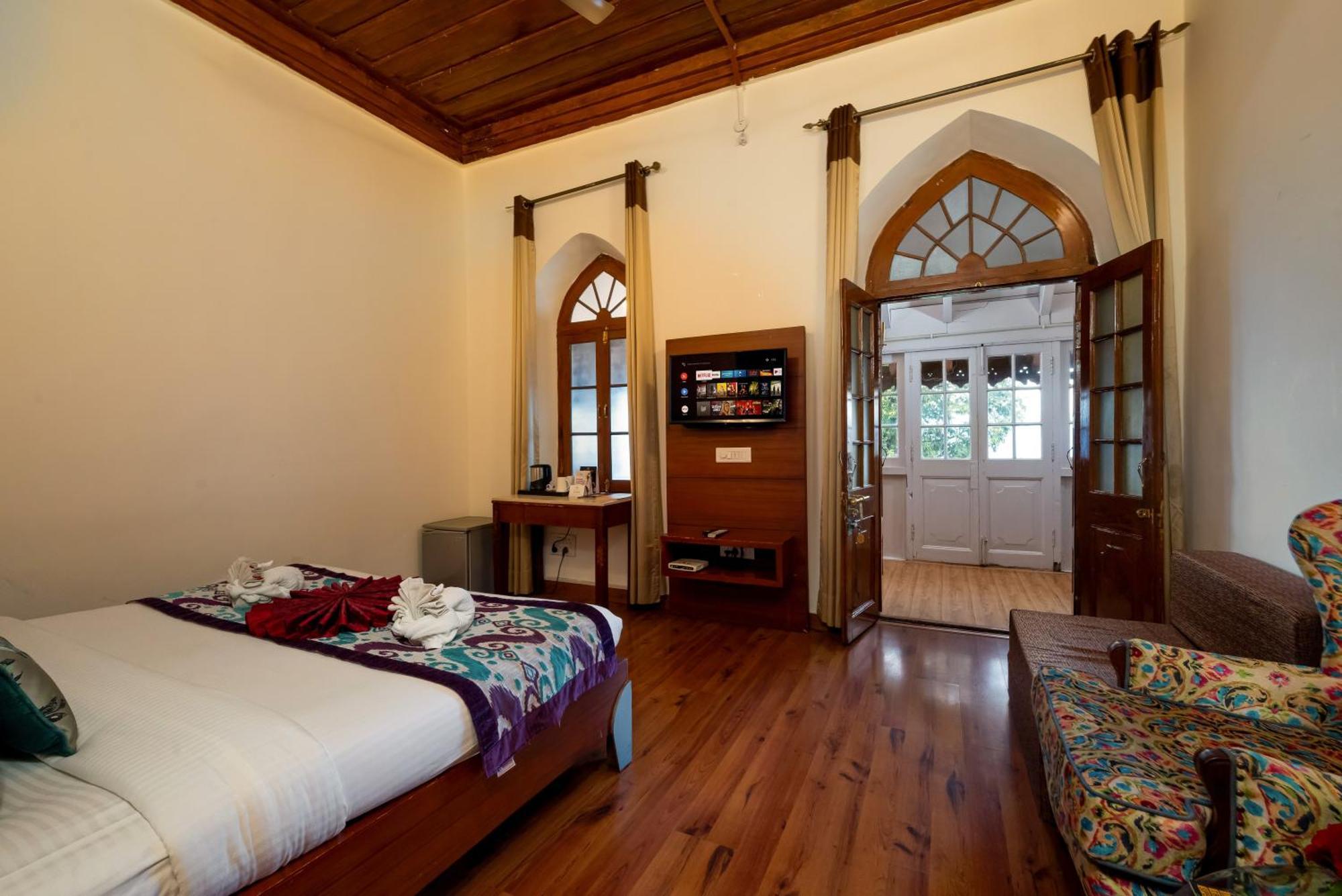Grand View Hotel Dalhousie Buitenkant foto