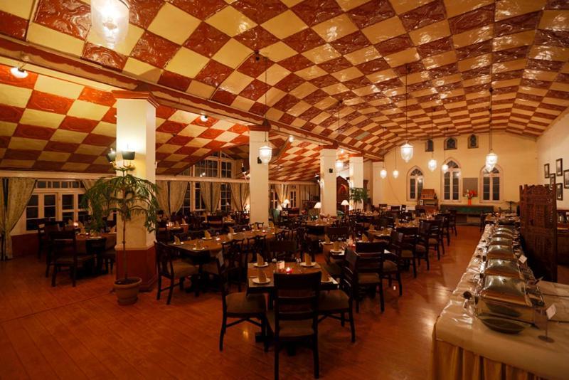 Grand View Hotel Dalhousie Buitenkant foto